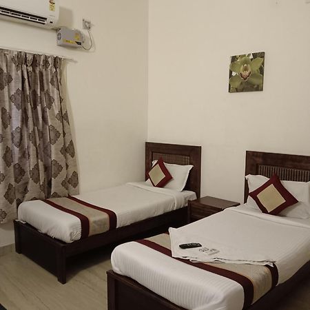 Iris Comfort Inn Chennai Eksteriør bilde
