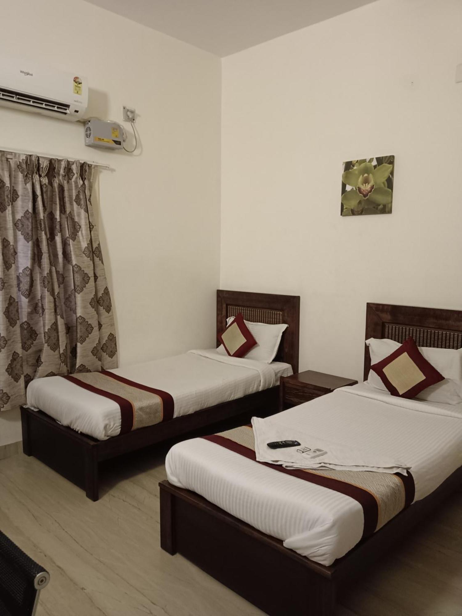 Iris Comfort Inn Chennai Eksteriør bilde