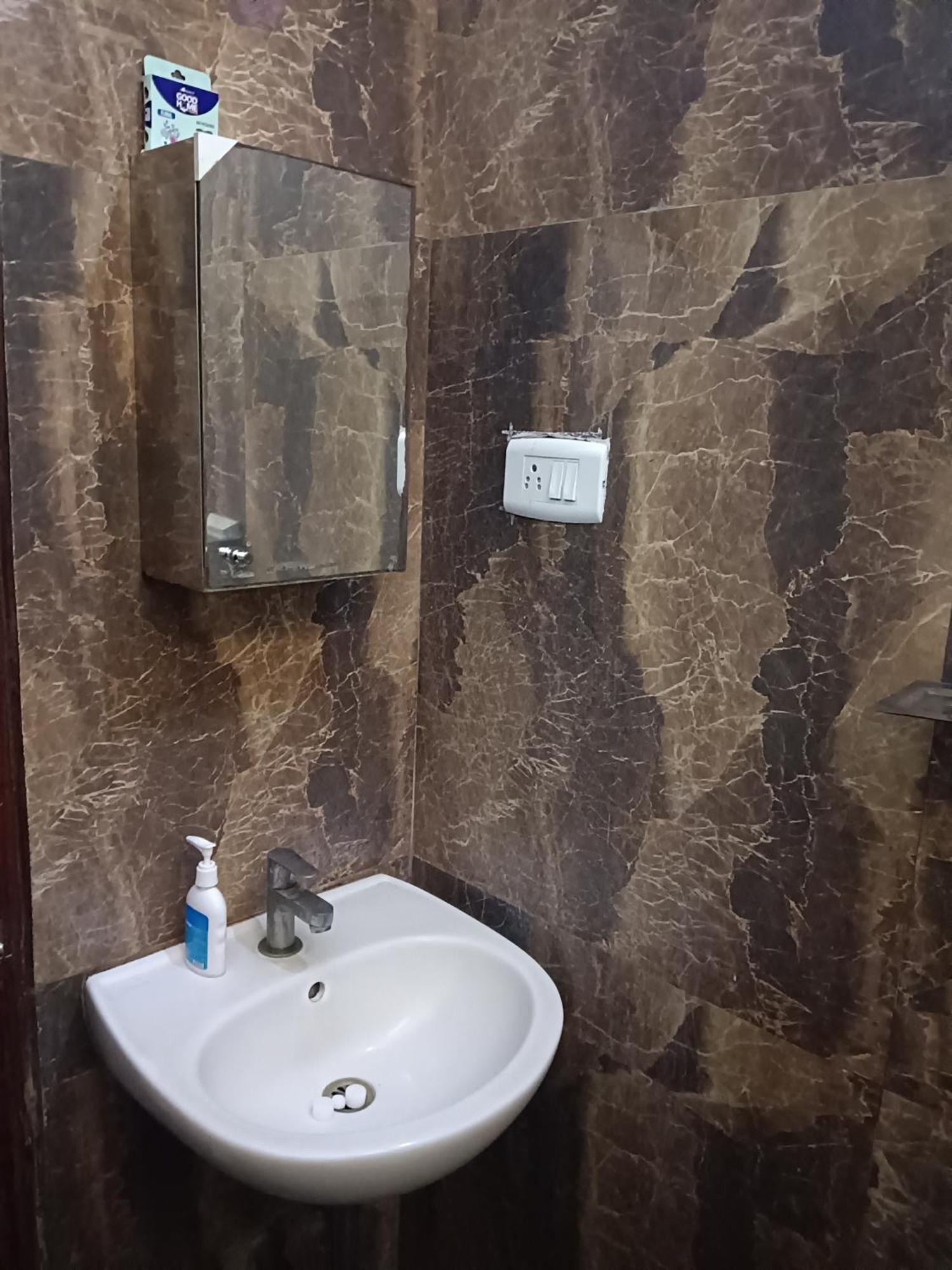 Iris Comfort Inn Chennai Eksteriør bilde